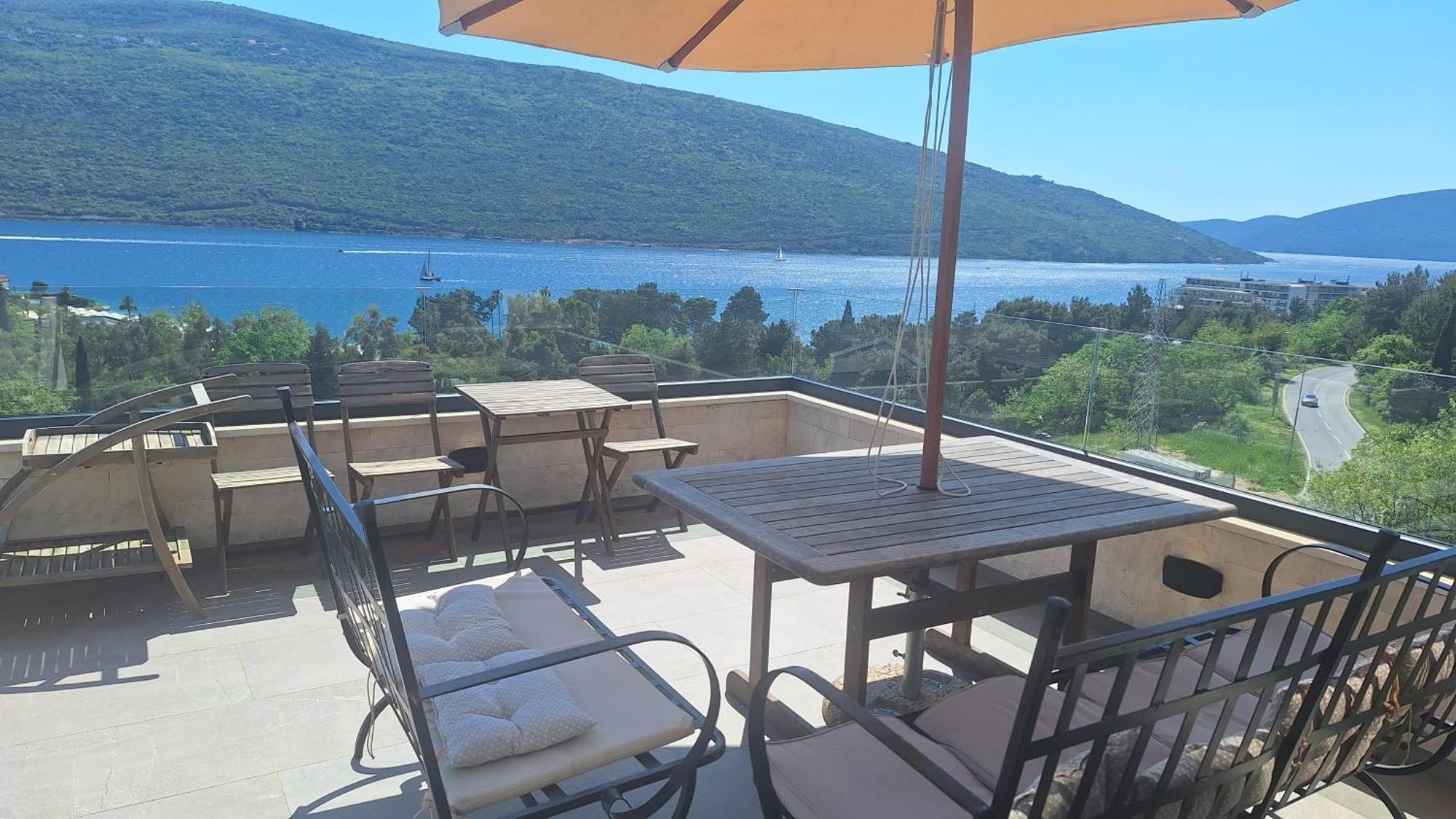 Porto Vista Penthouse Kumbor Exterior foto